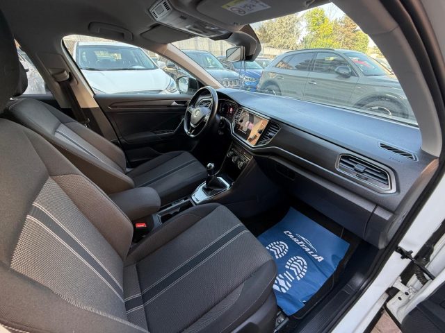 Volkswagen T-Roc 1.0 TSI 115 CV Style BlueMotion Technology usato a SESTO SAN GIOVANNI
