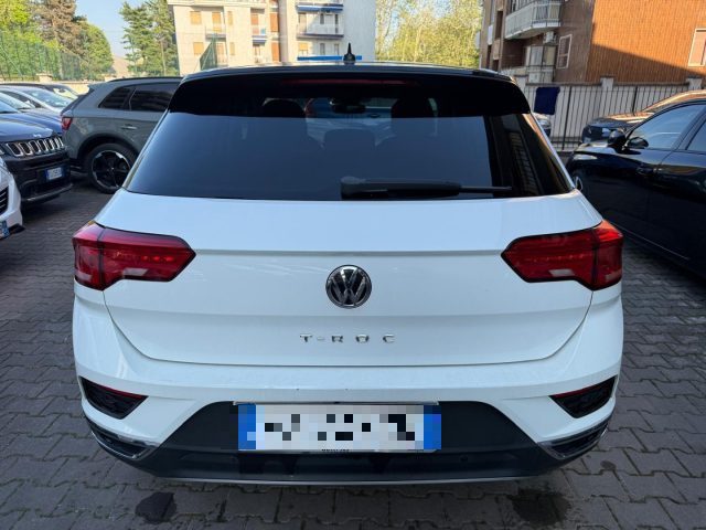 Volkswagen T-Roc 1.0 TSI 115 CV Style BlueMotion Technology - foto 2 di 4