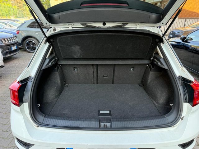 Volkswagen T-Roc 1.0 TSI 115 CV Style BlueMotion Technology - foto 4 di 4