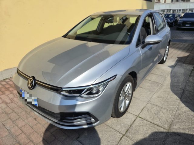 Volkswagen Golf 1.0 eTSI EVO DSG Life usato a SESTO SAN GIOVANNI