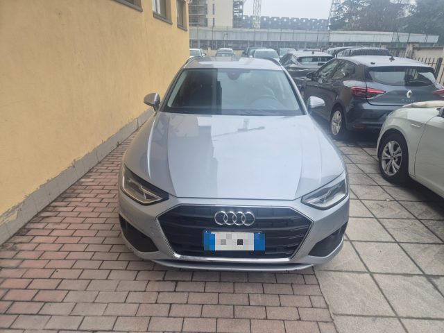 Audi A4 Avant 35 TDI/163 CV S tronic Business - foto 2 di 4
