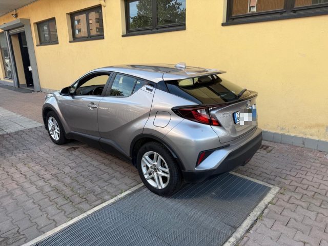 Toyota C-HR 1.8 Hybrid E-CVT Business - foto 4 di 4