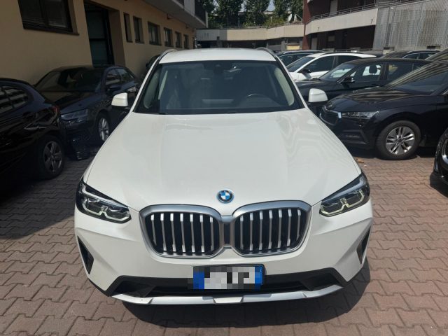 BMW X3 xDrive30e - foto 2 di 4