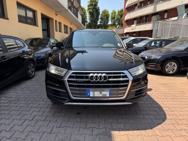 Audi Q5 2.0 TDI quattro S tronic Business Sport - foto 2 di 4