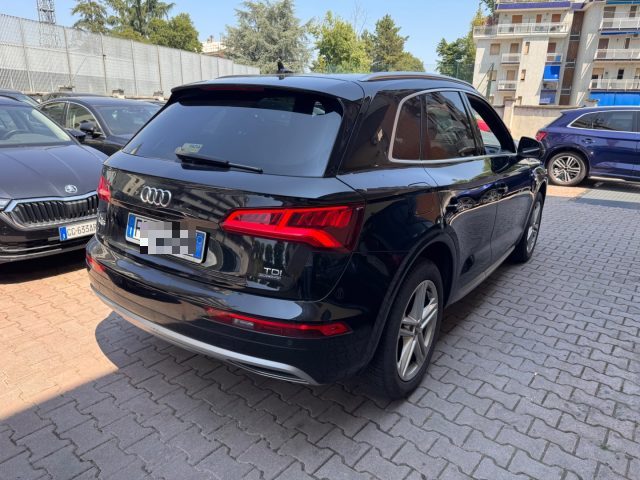 Audi Q5 2.0 TDI quattro S tronic Business Sport - foto 4 di 4