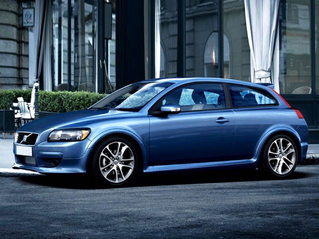 Volvo C30 1.6 D Kinetic, del 2009, 168.000 km, in vendita a Sesto San Giovanni (MI)