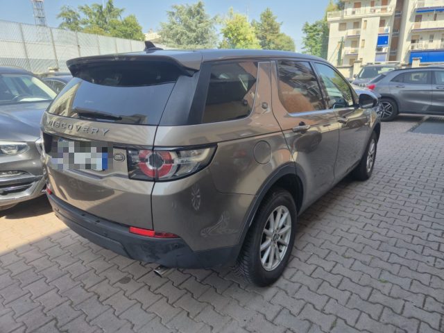 Land Rover Discovery Sport 2.0 TD4 150 CV SE - foto 3 di 4