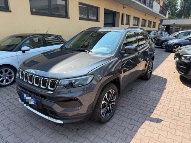Jeep Compass 1.3 Turbo T4 190 CV PHEV AT6 4xe Business Plus usato a SESTO SAN GIOVANNI