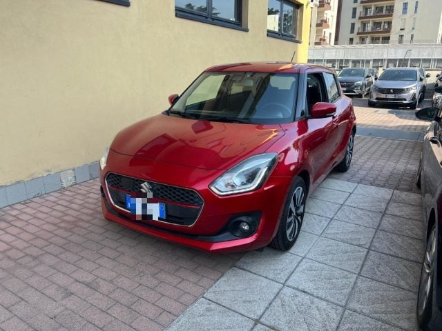 Suzuki Swift 1.2 Hybrid Top, del 2017, 96.000 km, in vendita a Sesto San Giovanni (MI)