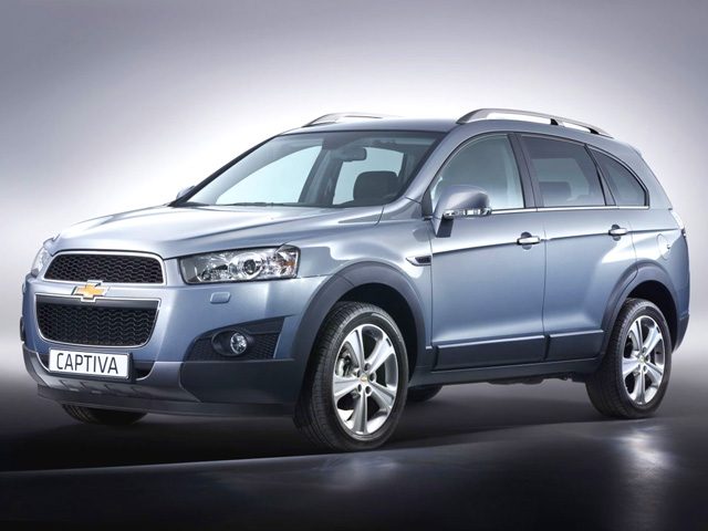 Chevrolet Captiva 2.2 VCDi 163CV 2WD LS usato a SESTO SAN GIOVANNI