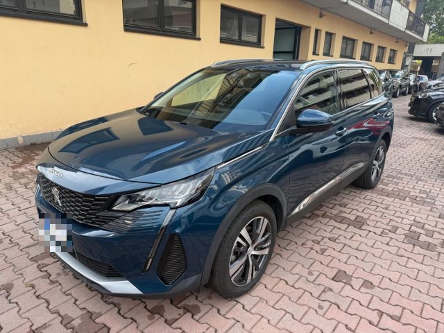 Peugeot 5008 BlueHDi 130 S&S EAT8 Allure, del 2021, 95.000 km, in vendita a Sesto San Giovanni (MI)