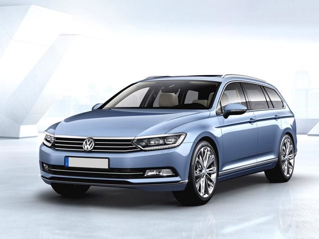 Volkswagen Passat Variant 2.0 TDI SCR 122 CV EVO DSG Business, del 2022, 104.000 km, in vendita a Sesto San Giovanni (MI)