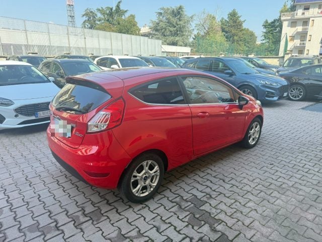 Ford Fiesta 1.5 TDCi 75CV 3 porte Titanium - foto 4 di 10