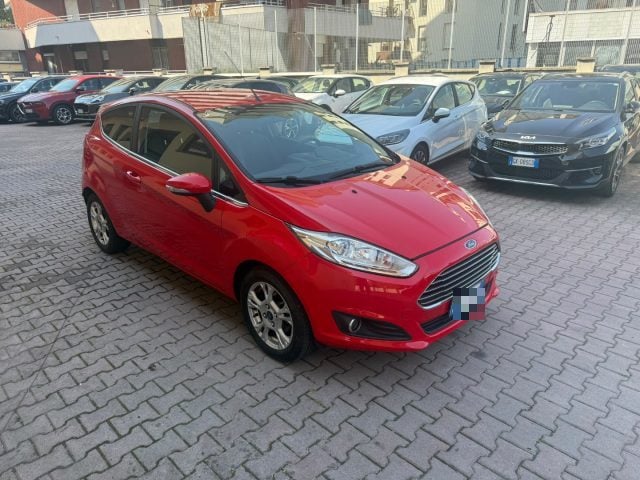Ford Fiesta 1.5 TDCi 75CV 3 porte Titanium - foto 3 di 10