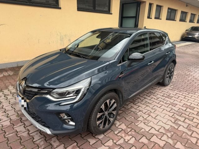 Renault Captur Full Hybrid E-Tech 145 CV Techno, del 2023, 59.000 km, in vendita a Sesto San Giovanni (MI)