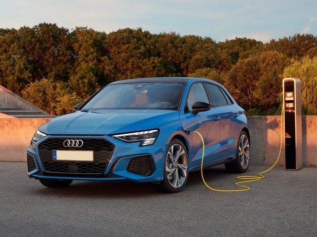 Audi A3 SPB 40 TFSI e S tronic Business Advanced, del 2022, 98.000 km, in vendita a Sesto San Giovanni (MI)