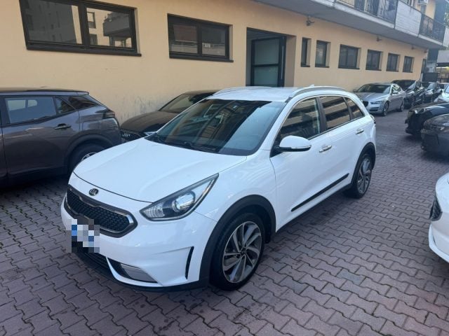 Kia Niro 1.6 GDi DCT HEV Style, del 2017, 161.000 km, in vendita a Sesto San Giovanni (MI)