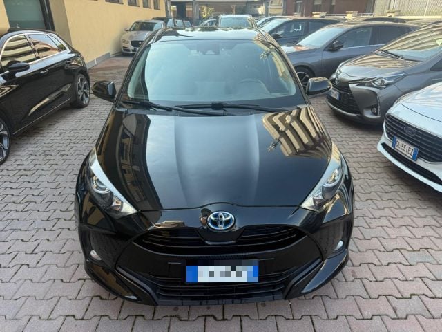 Toyota Yaris 1.5 Hybrid 5 porte Business - foto 2 di 4