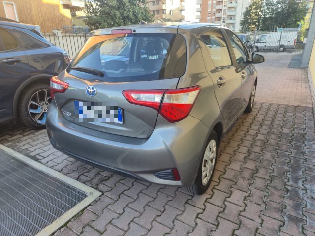 Toyota Yaris 1.5 Hybrid 5 porte Active - foto 4 di 4