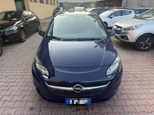Opel Corsa 1.2 5 porte Innovation - foto 2 di 4
