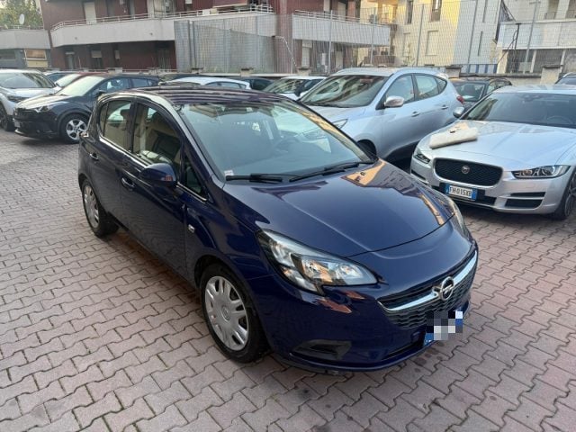 Opel Corsa 1.2 5 porte Innovation - foto 3 di 4