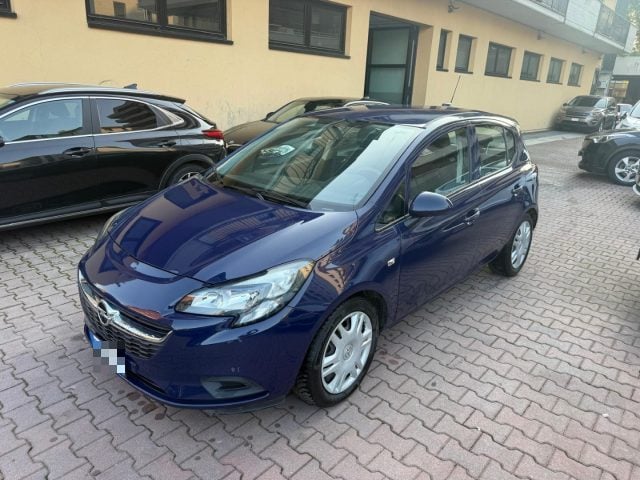 Opel Corsa 1.2 5 porte Innovation, del 2017, 119.000 km, in vendita a Sesto San Giovanni (MI)