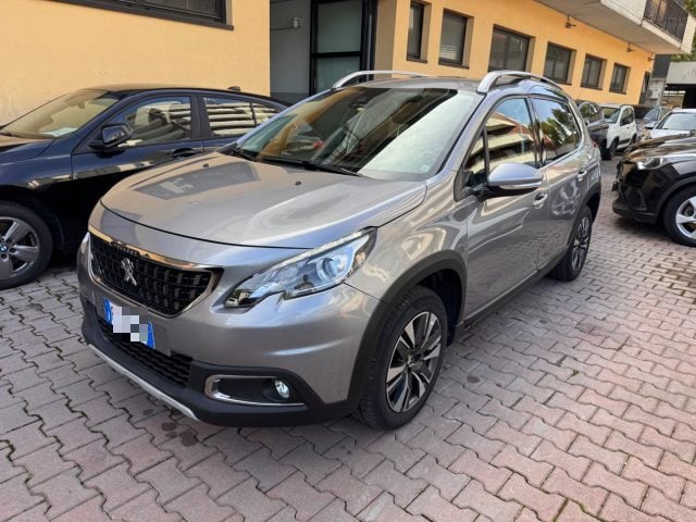 Peugeot 2008 1° serie PureTech 82 S&S Allure, del 2019, 65.000 km, in vendita a Sesto San Giovanni (MI)