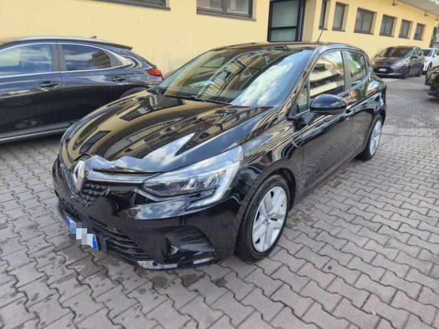 Renault Clio Full Hybrid E-Tech 140 CV 5 porte Business, del 2022, 89.000 km, in vendita a Sesto San Giovanni (MI)