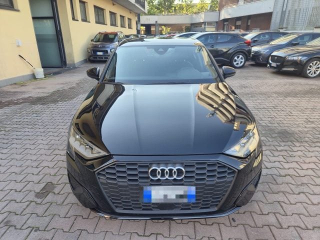 Audi A3 SPB 30 TFSI S tronic Business - foto 2 di 4