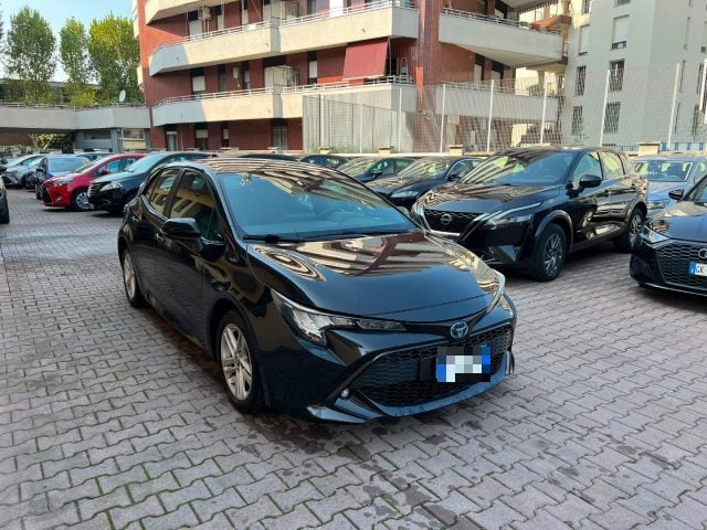 Toyota Corolla 1.8 Hybrid Active, del 2020, 106.000 km, in vendita a Sesto San Giovanni (MI)