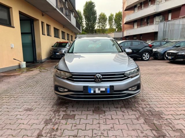 Volkswagen Passat Variant 2.0 TDI SCR 122 CV EVO DSG Business - foto 2 di 4