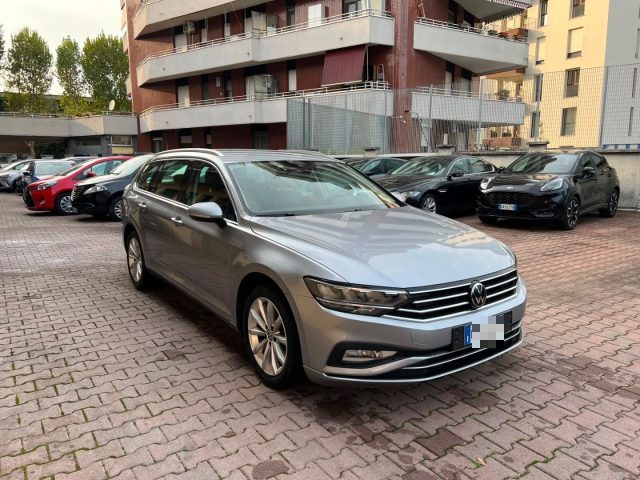 Volkswagen Passat Variant 2.0 TDI SCR 122 CV EVO DSG Business - foto 3 di 4