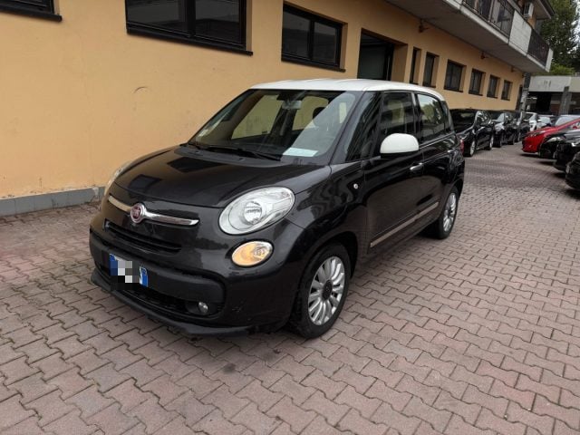 Fiat 500L 1.4 95 CV Lounge, del 2016, 119.000 km, in vendita a Sesto San Giovanni (MI)