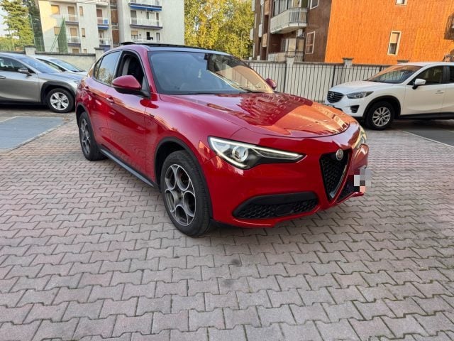 Alfa Romeo Stelvio 2.2 Turbodiesel 190 CV AT8 Q4 Sprint TETTO PANORAM - foto 3 di 4