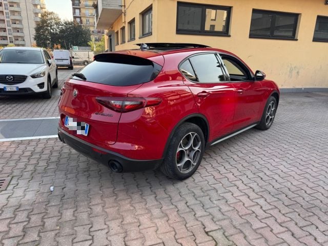 Alfa Romeo Stelvio 2.2 Turbodiesel 190 CV AT8 Q4 Sprint TETTO PANORAM - foto 4 di 4