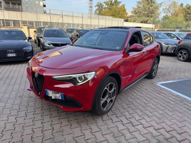 Alfa Romeo Stelvio 2.2 Turbodiesel 190 CV AT8 Q4 Sprint TETTO PANORAM, del 2021, 144.000 km, in vendita a Sesto San Giovanni (MI)