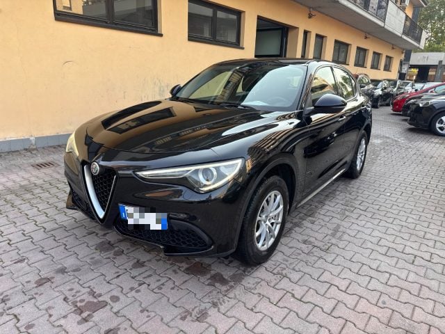 Alfa Romeo Stelvio 2.2 Turbodiesel 190 CV AT8 Q4 Business, del 2019, 129.000 km, in vendita a Sesto San Giovanni (MI)