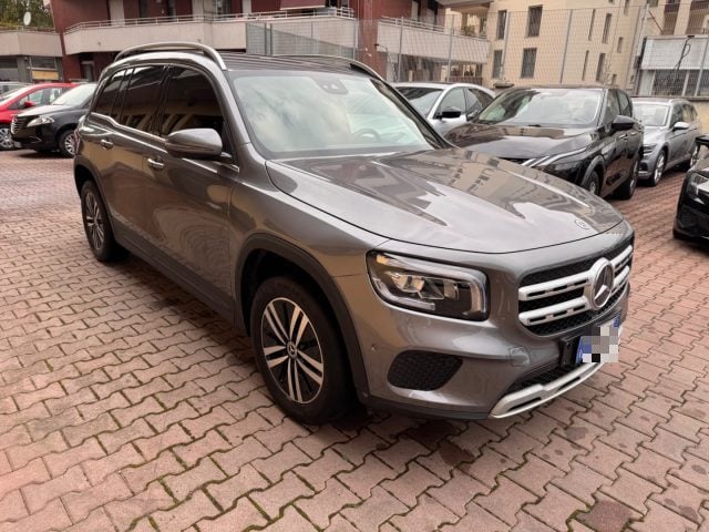 Mercedes-Benz GLB 180 d Automatic Business Extra 7 POSTI !!!, del 2021, 129.000 km, in vendita a Sesto San Giovanni (MI)
