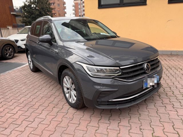 Volkswagen Tiguan 2.0 TDI 150 CV SCR DSG Life - foto 3 di 4