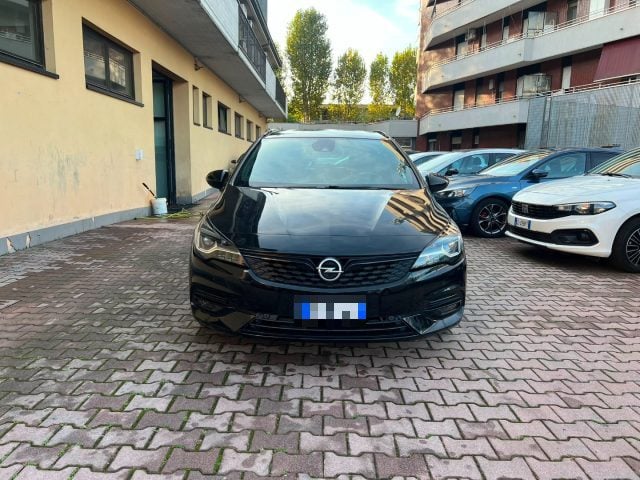 Opel Astra 1.5 CDTI 122 CV S&S AT9 Sports Tourer Ultimate - foto 2 di 4