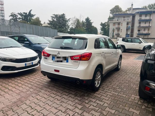 Mitsubishi ASX 1.8 DI-D 150 CV 4WD Invite - foto 4 di 4