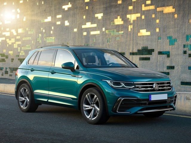 Volkswagen Tiguan 2.0 TDI 150 CV SCR DSG R-Line, del 2022, 148.000 km, in vendita a Sesto San Giovanni (MI)