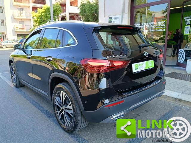 Mercedes-Benz GLA 200 d Automatic PREMIUM - foto 4 di 4