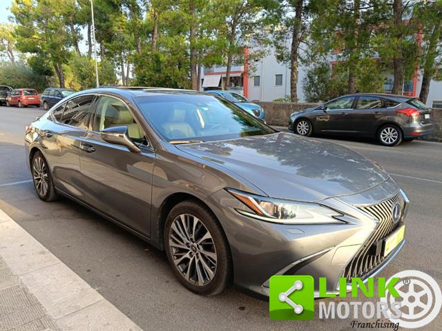 Lexus ES 300 Hybrid Luxury GPL - foto 3 di 4