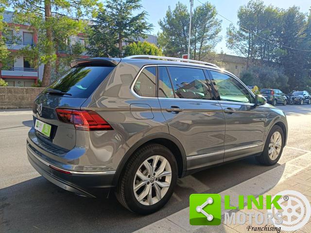 Volkswagen Tiguan 2.0 TDI DSG Advanced BlueMotion Technology - foto 2 di 4