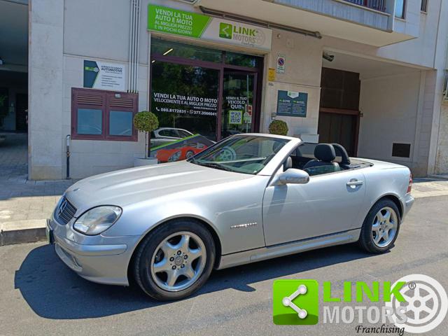 Mercedes-Benz SLK 200 cat Kompressor Evo, del 2001, 84.000 km, in vendita a Putignano (BA)