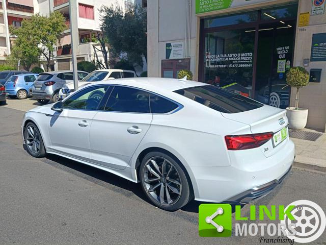 Audi A5 SPORTBACK S LINE - foto 2 di 4