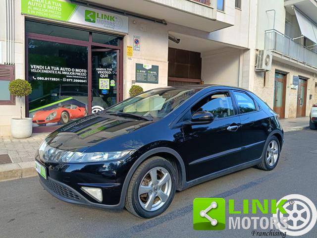 Honda Civic 1.4 BENZ 5p. Elegance LE, del 2008, 118.000 km, in vendita a Putignano (BA)