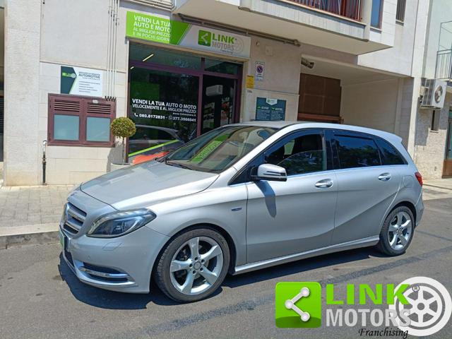 Mercedes-Benz B 200 CDI BlueEFFICIENCY Premium - foto 3 di 4