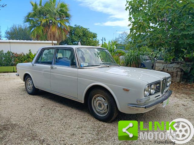 Lancia Flavia 2000 INIEZIONE, del 1974, 73.200 km, in vendita a Putignano (BA)